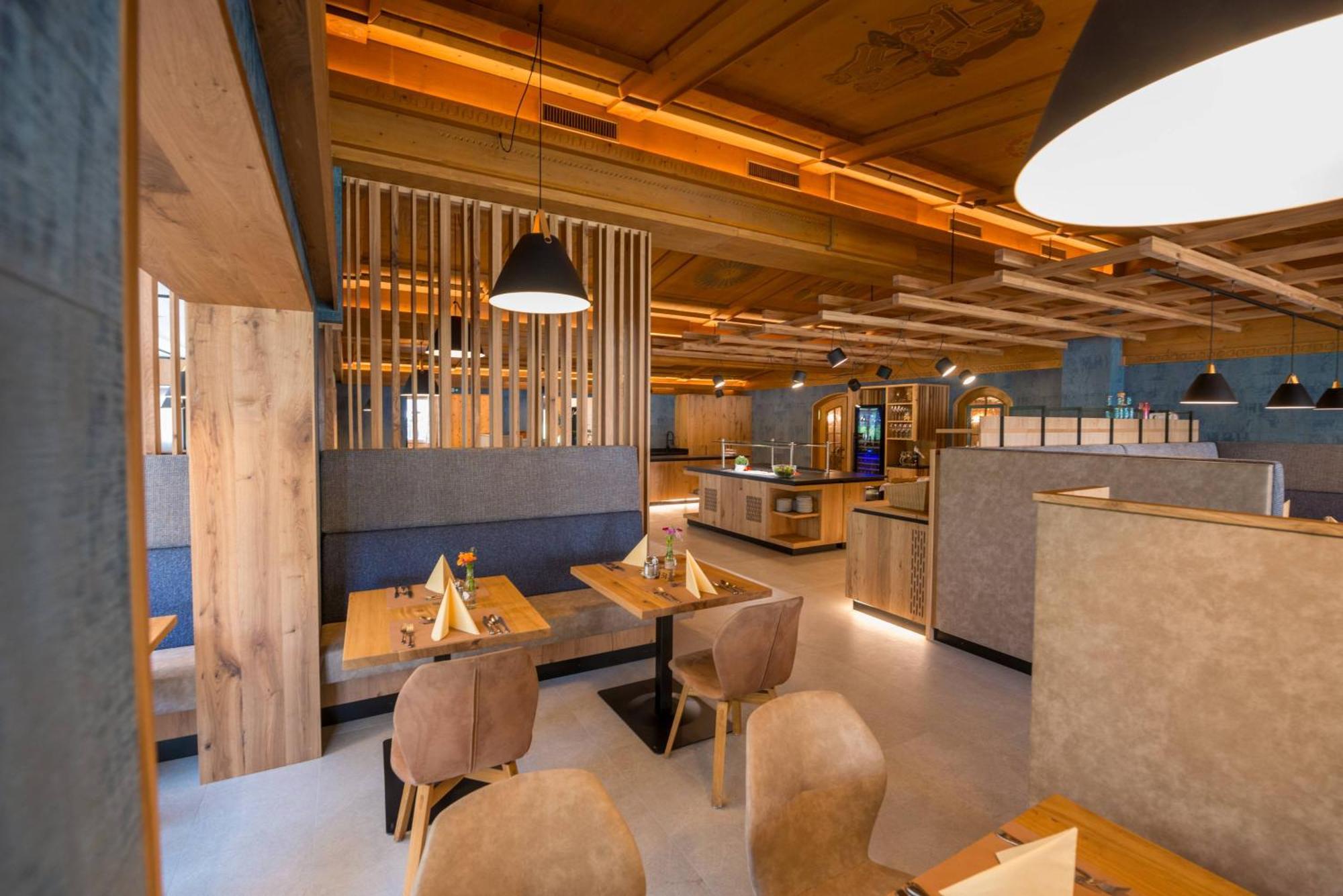 Hotel Oberwirt - Nahe An Saalbach Und Zell Am See, Viehhofen Sommercard Экстерьер фото